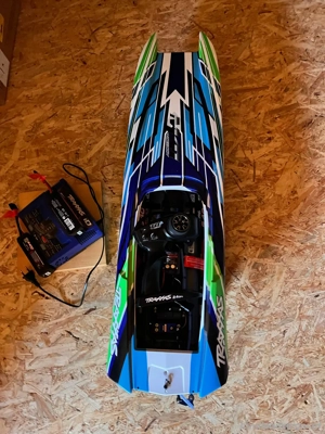 traxxas speedboot m41 Bild 5