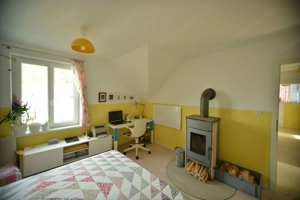 Gemütliche 4-Zimmer-Dachgeschosswohnung mit Garten, provisionsfreie  Bild 4