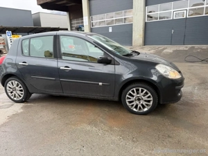 Renault Clio Tüv neu Bild 4