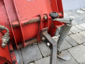 Schneeschleuder, Schneefräse Bild 4