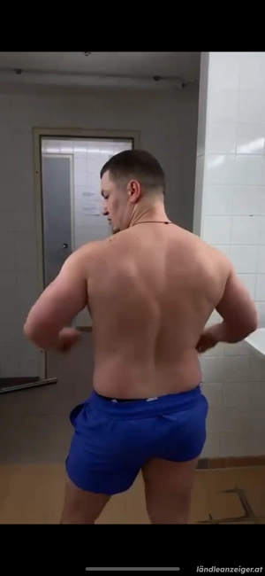 Hallo Baby, ruf mich an<3 ich bin für dich da 