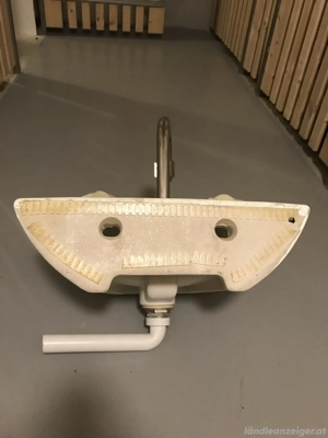 Waschbecken  Bild 2