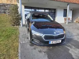 Skoda Octavia Bild 2