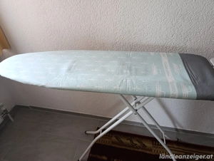 Bügelbrett mit NEUEM Überzug