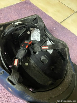 Reithelm Mädchen Bild 3