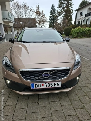 Volvo V40 cross country 1.6 diesel Nur 43000 km