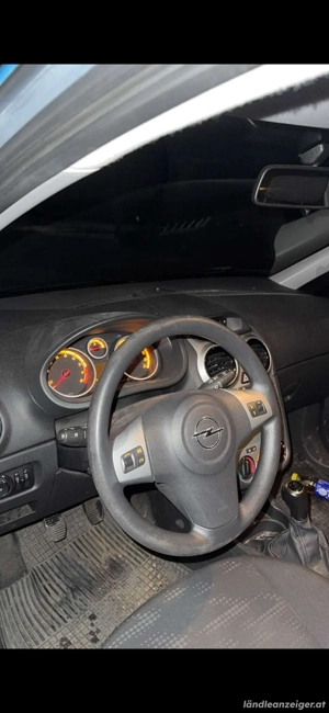 Opel Corsa 1,2 2012 Bild 5