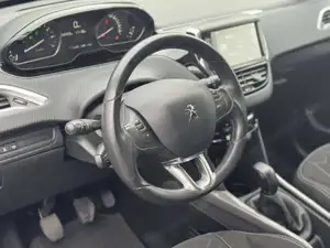Peugeot 2008 Bild 12