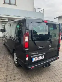 Opel Vivaro Bild 7