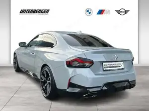 BMW M240i xDrive Coupe G42 Bild 2