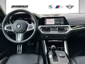 BMW M240i xDrive Coupe G42 Bild 8