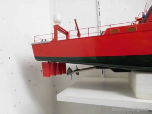 Feuerwehrboot Düsseldorf Bild 2