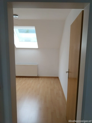 Ruhige und helle 3-Zimmer-Wohnung mit Balkon Bild 11