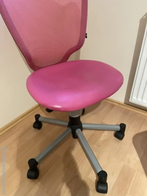 Pinkfarbener Drehstuhl mit Netzrücken - höhenverstellbar, guter Zustand