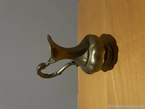 Altes Messing-Milchkännchen - dekoratives Einzelstück Bild 2