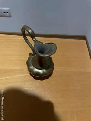 Altes Messing-Milchkännchen - dekoratives Einzelstück