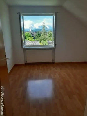 Ruhige und helle 3-Zimmer-Wohnung mit Balkon Bild 3