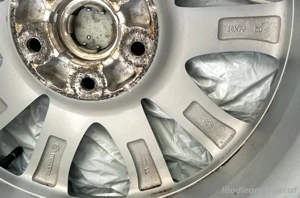 Original Mazda 3 Alufelgen 18 Zoll   7Jx18 ET50   5x114,3   mit Nabendeckel   4 Stk. Bild 2