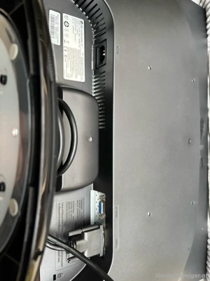 Bildschirm von LG mit 60cm Diagonale Bild 2