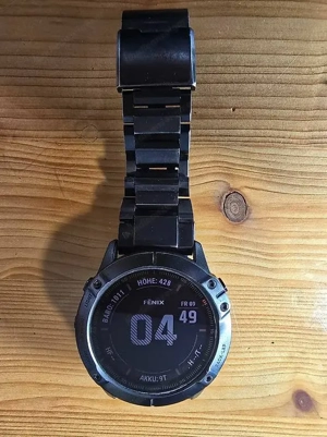 Garmin Fenix 6 Saphire mit Titanium Armband Bild 2