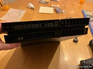 PS4 Konsole inkl. 2 Controller Bild 3