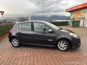 **Renault Clio 1.6 16V BJ 2011 TÜV bis 06 2026 + 4 Monate** Bild 3