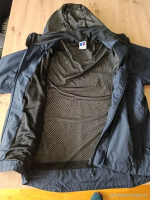vergebe sehr schöne blaue Regenjacke  Bild 5