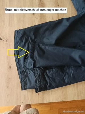 vergebe sehr schöne blaue Regenjacke  Bild 8