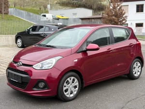 Hyundai i10 NUR 29.000 KM Benzin Bild 3