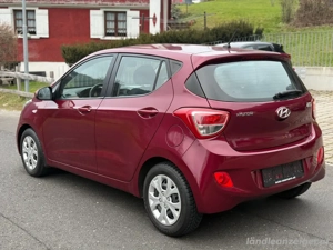 Hyundai i10 NUR 29.000 KM Benzin Bild 4