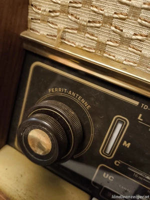 PREISREDUZIERT - 80% ...  Sehr alter Radio mit Plattenspieler ! Bild 4