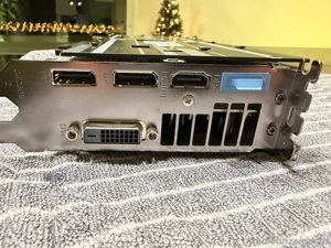 Sapphire Nitro Radeon R9 390X Tri-X OC - 8 GB GDDR5 Bild 3