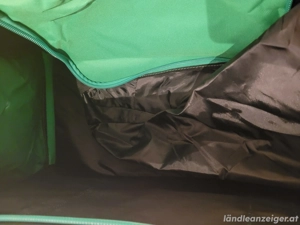 Große stabile Sport - Reisetasche Bild 5