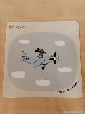 Kinderhochstuhl und Tischauflage