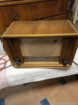 Alter vorzeigbarer Radio "Marke SPORT" Bj 1952