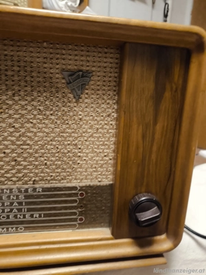 PREISREDUZIERT -80%  .... Alter vorzeigbarer Radio "Marke SPORT" Bj 1952 Bild 2