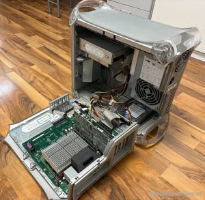 Apple PowerMac G4 Quicksilver Bild 2