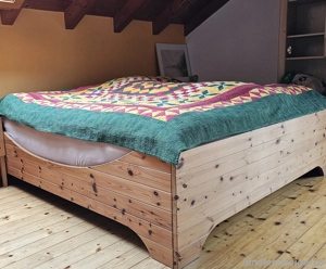 Doppelbett, Vollholz, L:205cm, B:185cm, H:51cm