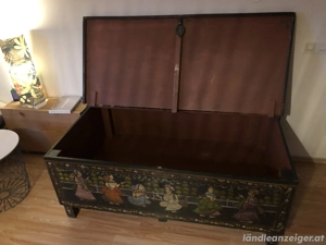 Antike Truhe, India Style Bild 2