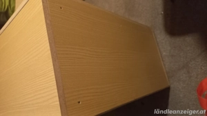 Kasten mit einem Ablagebrett Bild 3