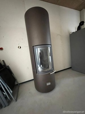 Holzofen braun  Bild 2