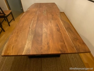 Esszimmertisch Bild 2