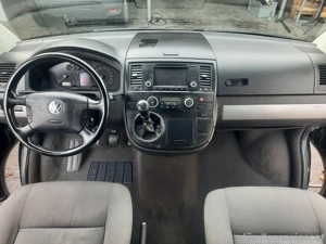 VW Multivan T5 2,5 TDI Comfortline Bild 5