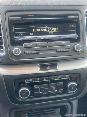 VW Sharan Kombi mit Allrad Bild 4