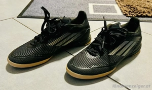Hallenschuhe Adidas F50
