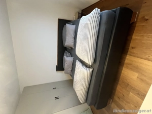 Bett Holz und Leder komplett ohne Bettwäsche 