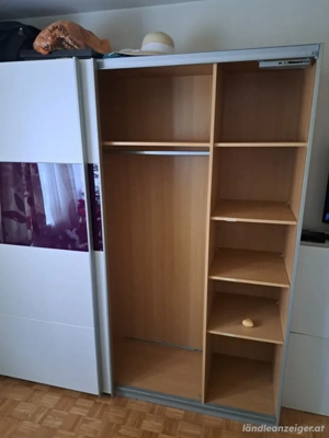 schlafzimmerschrank