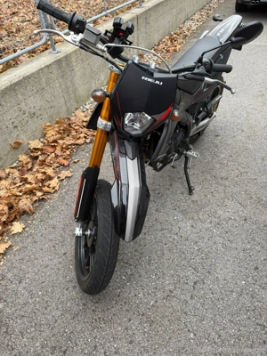 Kleinmotorrad Rieju MRT 50 Bild 4