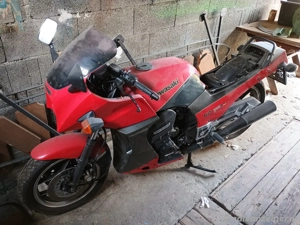 Kawasaki GPZ900R (Top Gun)