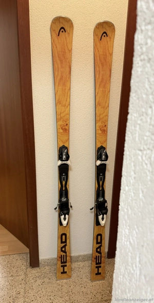 Ski Head Holzoptik Bild 2